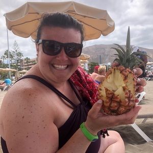 Meet your Posher, Alyson